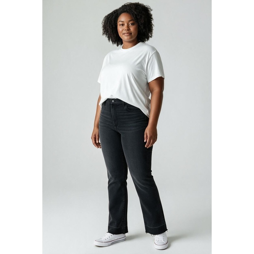 Joes Jeans High Rise Curvy Bootcut Released Hem Black Size 30 New With Tags